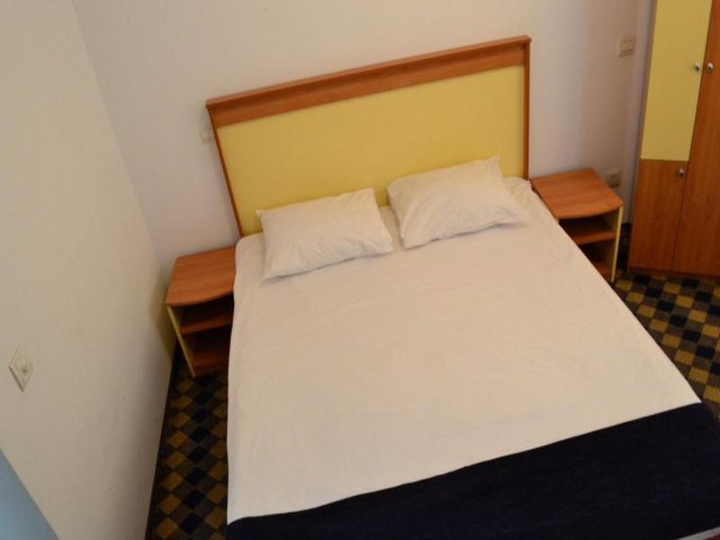 Plus Hotel Craiova Exterior photo